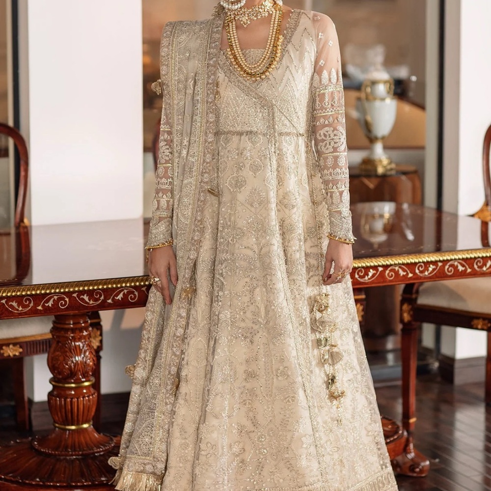 Elegant Cream Maxi Dress